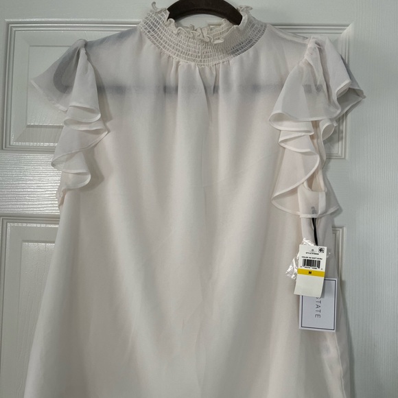 Smocked Flutter-Sleeve Top 1 State size M - Picture 9 of 9